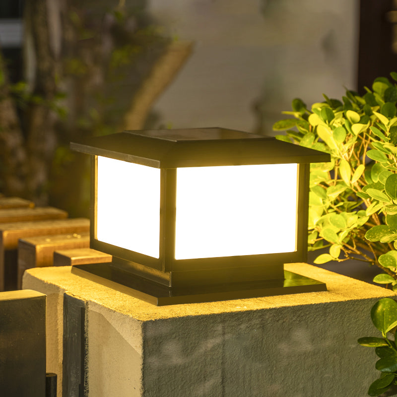 Postmodern Pillar Light Minimalist LED Solar Lighting Fixture for Garden