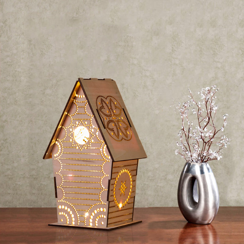 Brown Lodge Small Night Light Kids Wooden USB LED Table Lighting with Cutouts Loving Heart/Star/Flower Pattern