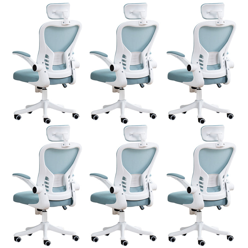Padded Arms Office Chair Modern Tilt Mechanism Ergonomic Desk Chair with Wheels