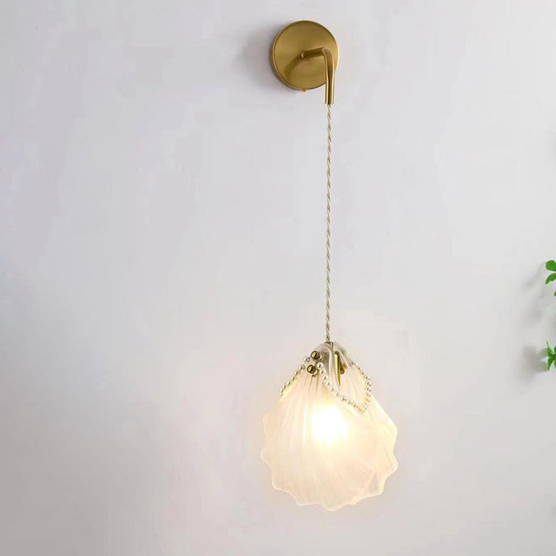 Contemporary Glass Shade Wall Light 1-Light Wall Mounted Light Fixture for Bedroom