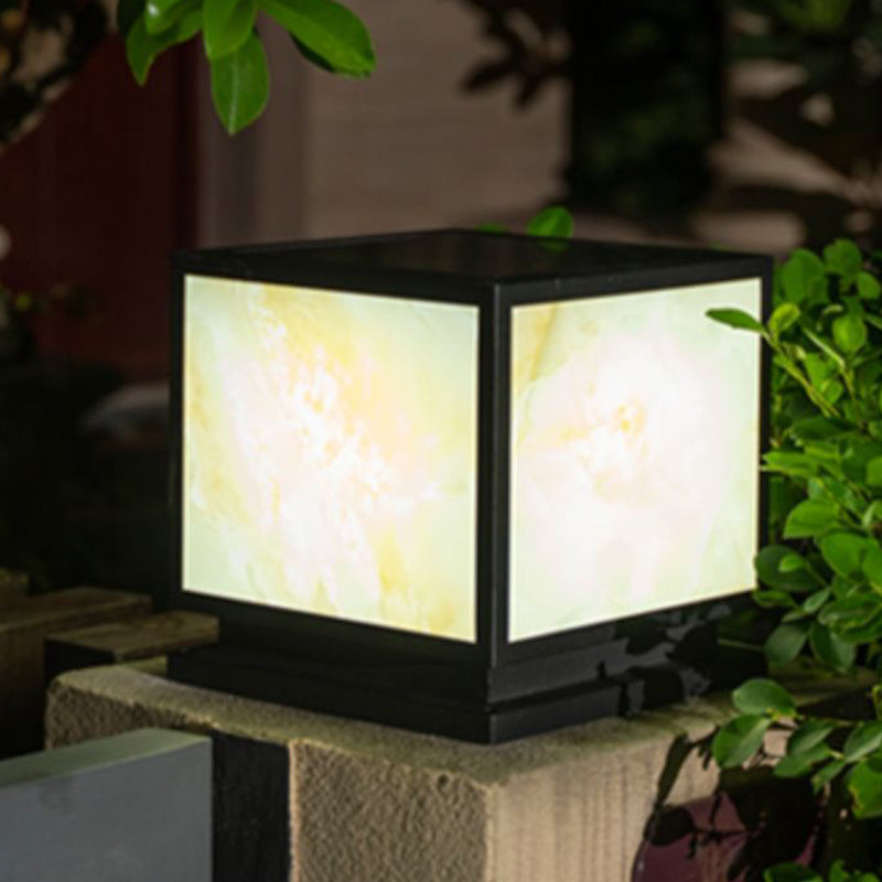 Modern Pillar Lighting Fixture Minimalist LED Solar Lamp for Garden
