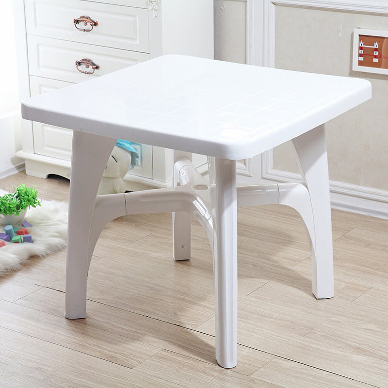 Plastic Outdoor Dining Table Modern Style Water Resistant Patio Table