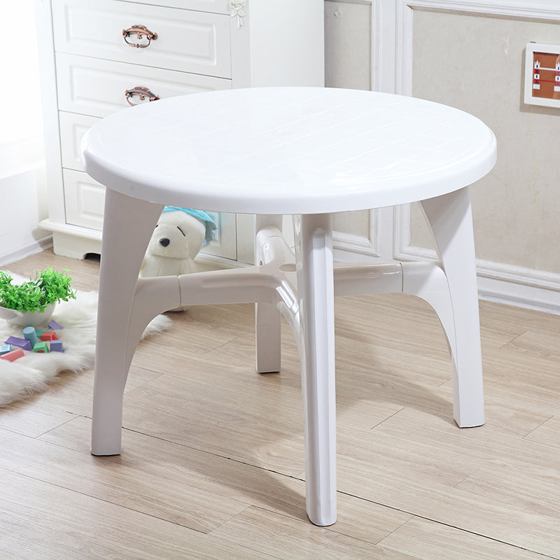 Plastic Outdoor Dining Table Modern Style Water Resistant Patio Table