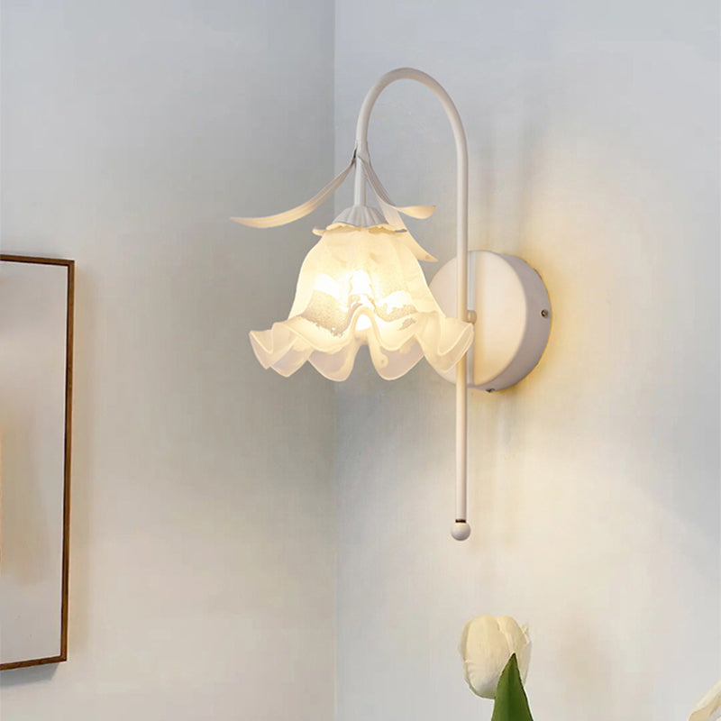 Modern Style Wall Mounted Sconce 1-Light Wall Mounted Light Fixture for Bedroom