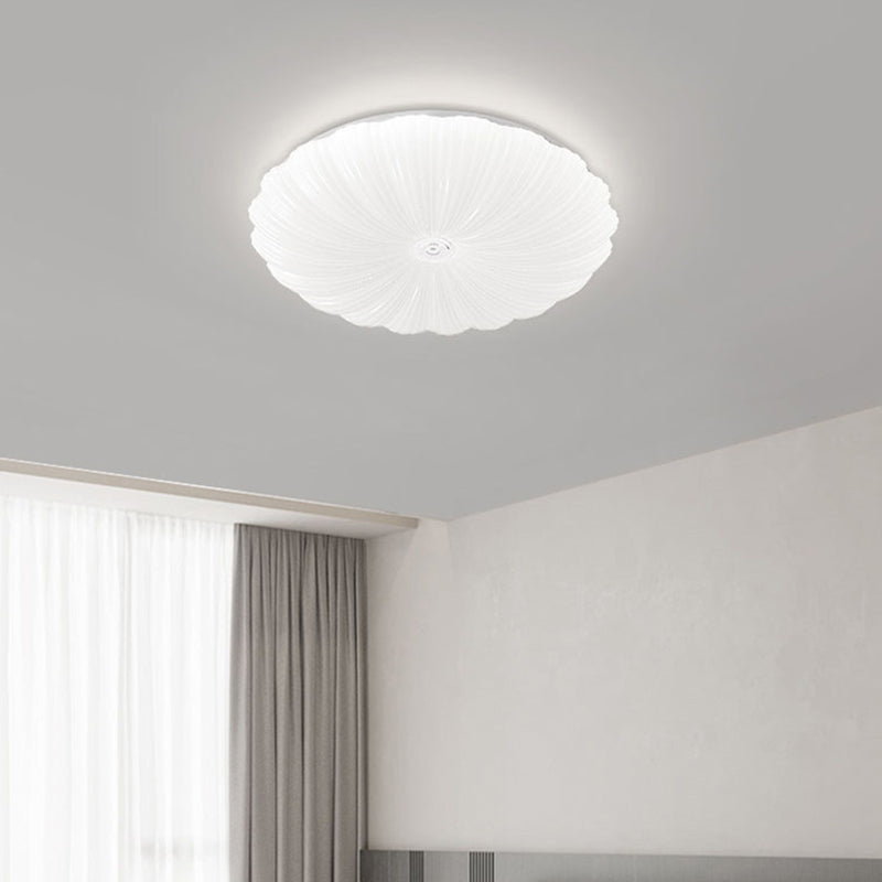 Round Shape Metal Flush Light Modern Style 1 Light Flush Mount Ceiling Lights in White