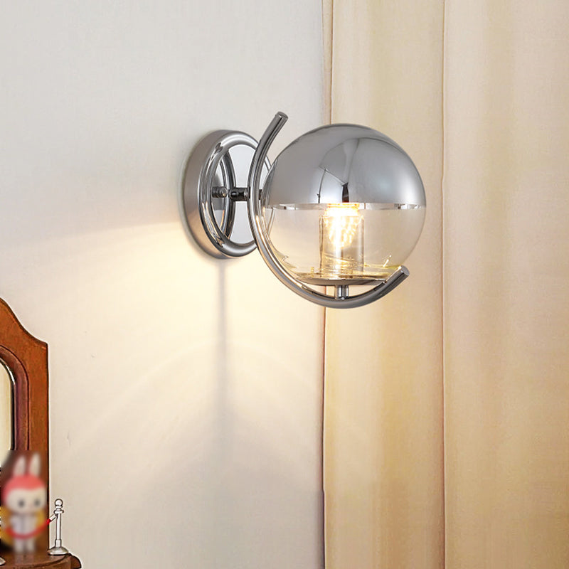 Modern Wall Mounted Light 1 Light Metal Flush Mount Wall Sconce in Silver Finish