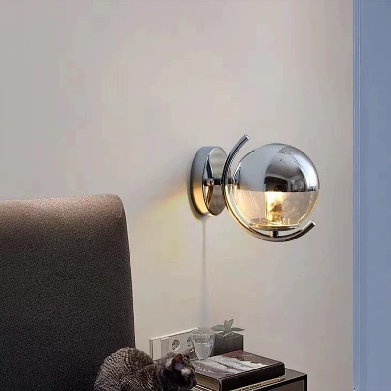 Modern Wall Mounted Light 1 Light Metal Flush Mount Wall Sconce in Silver Finish