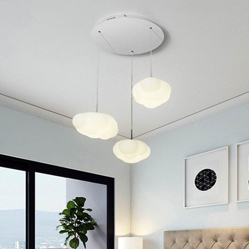 Cluster nuage de nuages de style enfant de style enfant 1/3/5