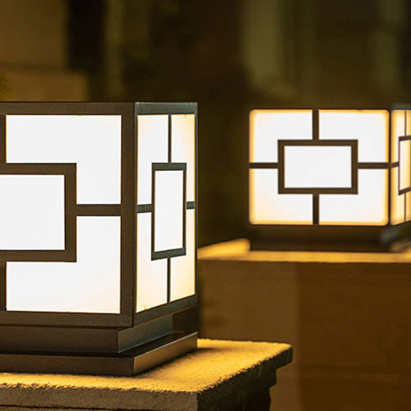 Modern Pillar Lighting Fixture Geometric LED Solar Lamp for Garden