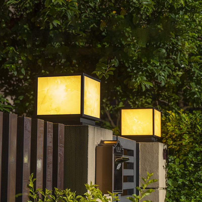 Modern Pillar Lighting Fixture Geometric LED Solar Lamp for Garden