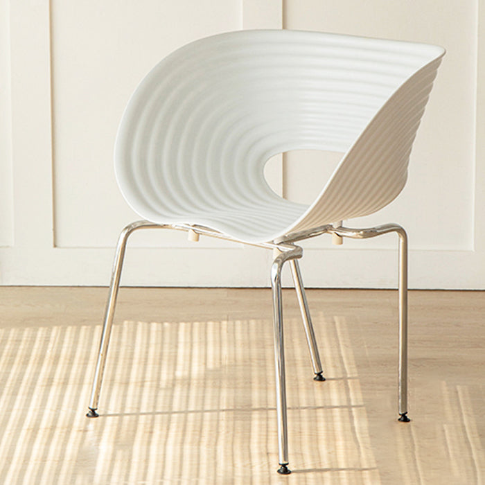 Contemporary Plastic Arm Dining Chair in Matte Finish for Home