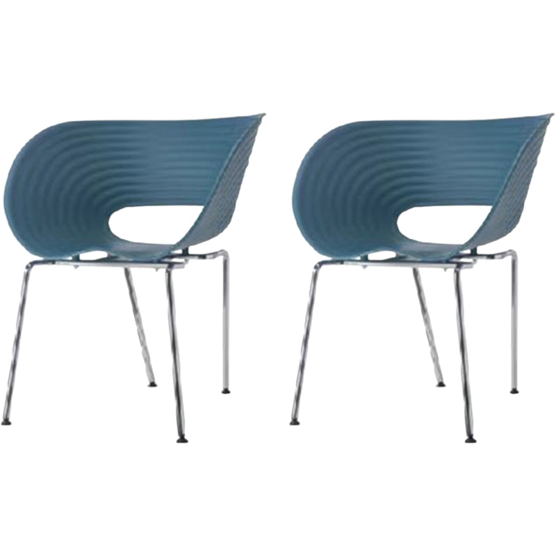 Contemporary Plastic Arm Dining Chair in Matte Finish for Home