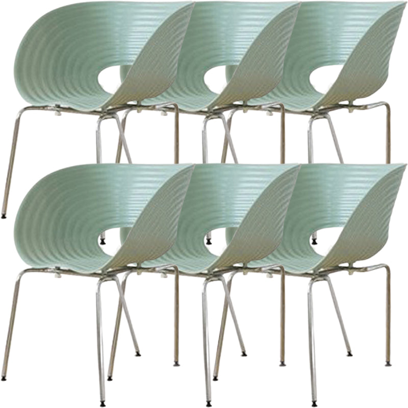 Contemporary Plastic Arm Dining Chair in Matte Finish for Home