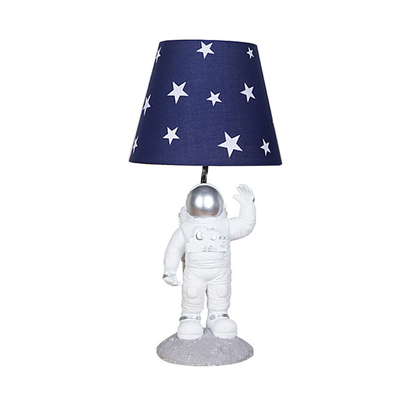 Blue Empire Shade Night Lampe Kinder einzeln stern gemustertem Stofftisch Beleuchtung mit geschnitzter Raumfahrt -Basis, 10 "/13" breit