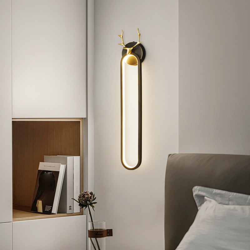 Modern Golden/Black Wall Mounted Sconce Unique Linear Wall Light for Bedroom