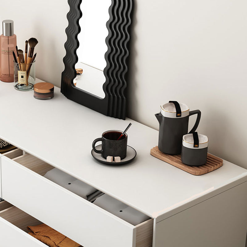 Modern Dresser Solid Wood Storage Chest Dresser with 8 Drawers