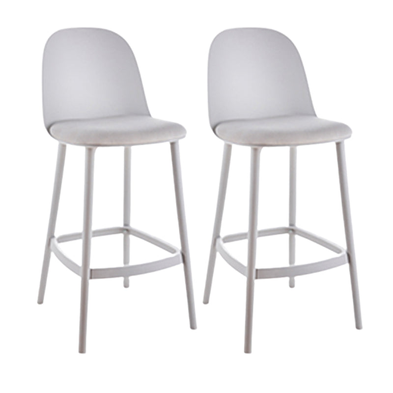 Contemporary Low Back Indoor Armless Plastic Bar Stool with Footrest
