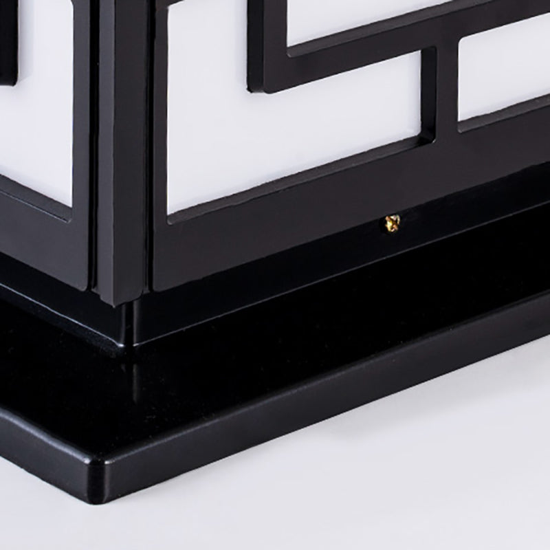 Modern Pillar Light Minimalist LED Solar Lighting Fixture with Acrylic Shade for Garden