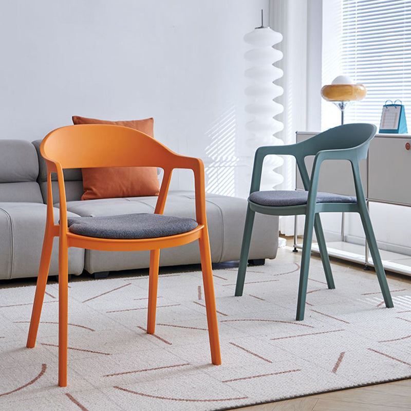 Nordic Style Matte Finish Plastic Armless Dining Chair for Home