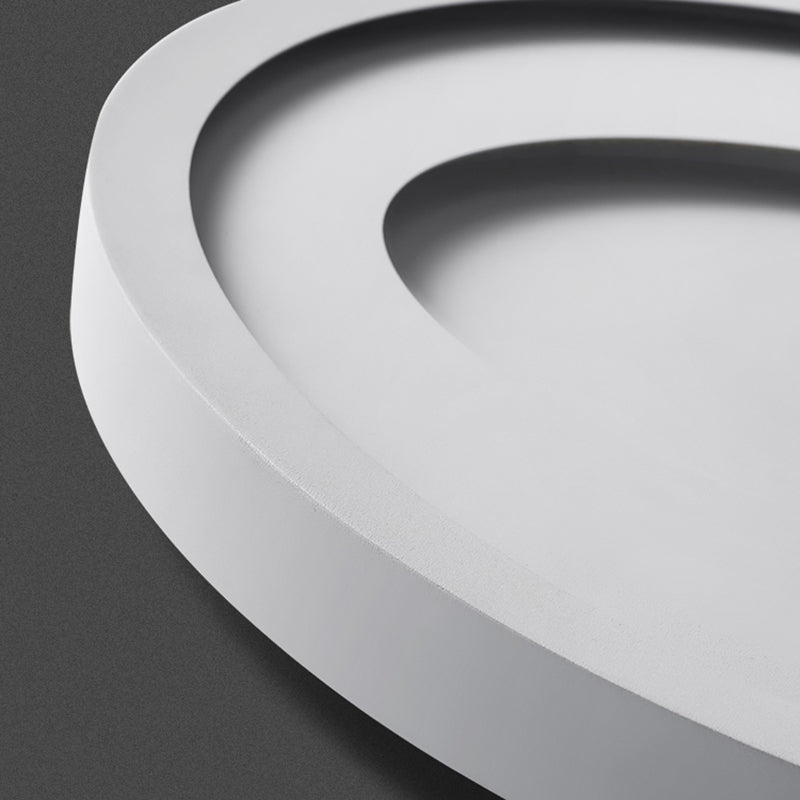 Minimalism Circle Flush Mount Ceiling Light Fixture in White for Bedroom