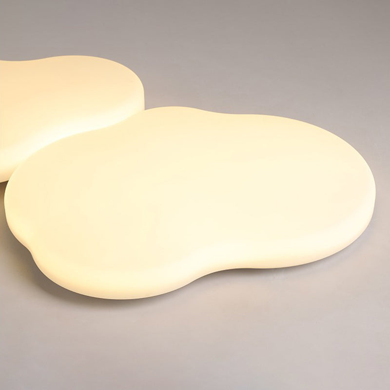 Cloud Shape Flush Ceiling Lights Modern Acrylic Flush Mount Lighting in White Finish
