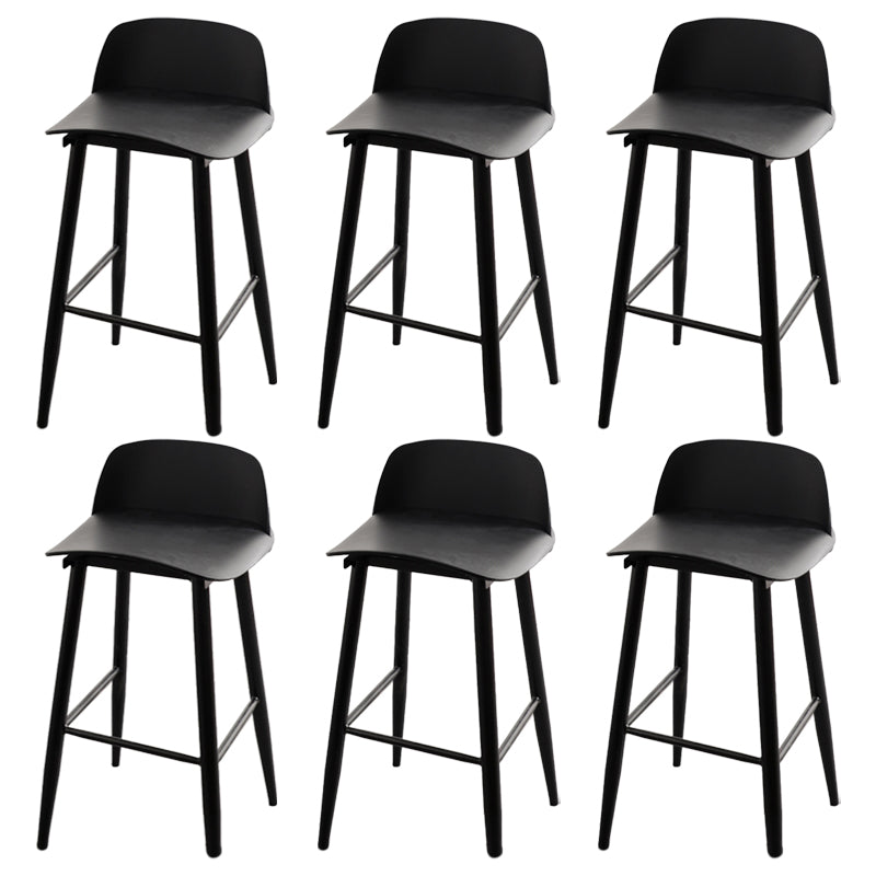 Contemporary Plastic Low Back Armless Bar Stools with Metal Base