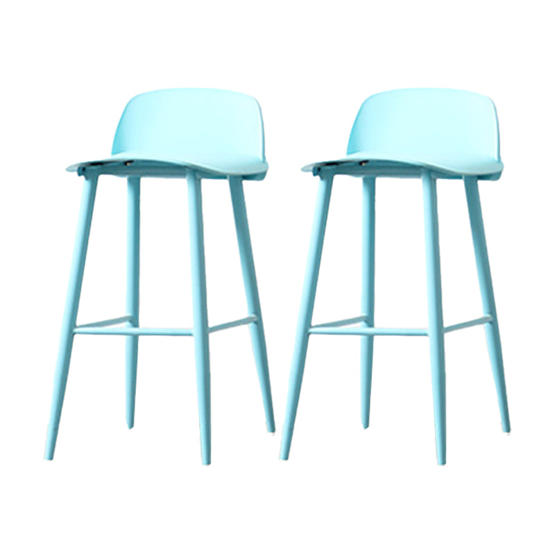 Contemporary Plastic Low Back Armless Bar Stools with Metal Base