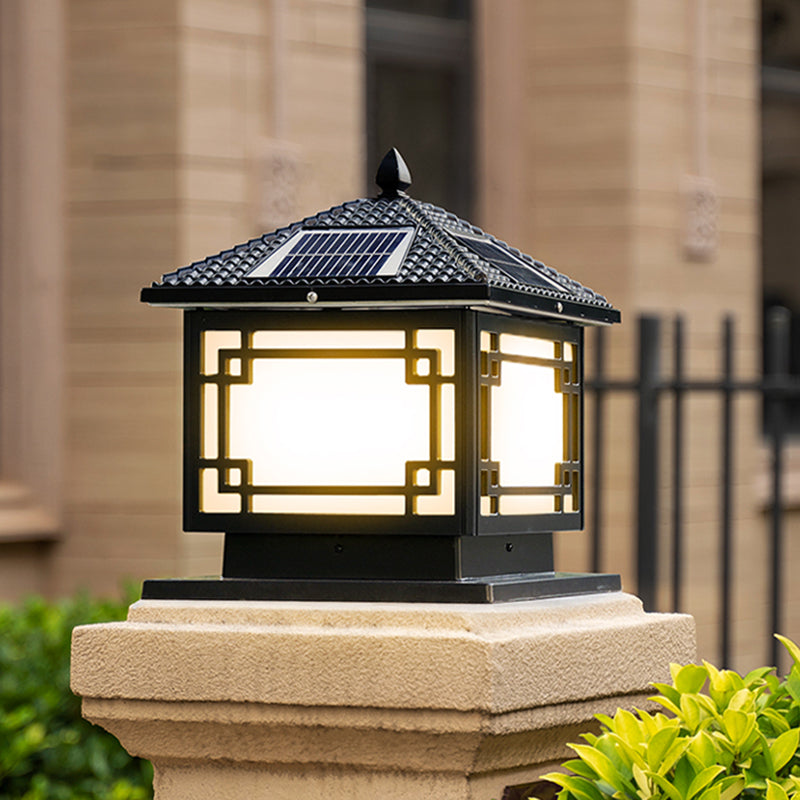 Minimalist Style LED Solar Lighting Fixture with Acrylic Shade for Garden