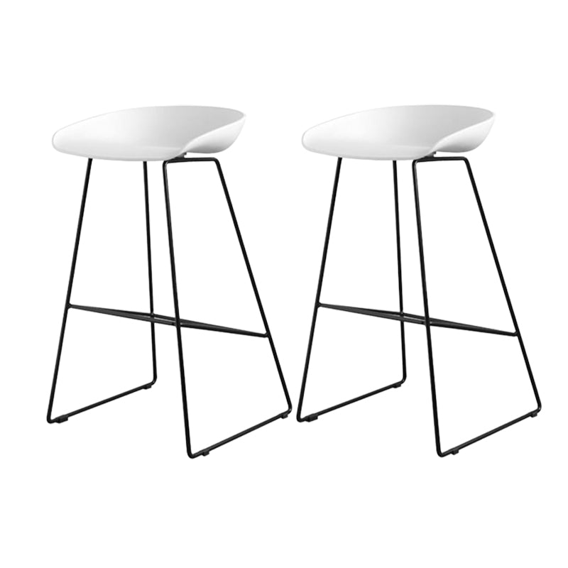Industrial Indoor Armless Footrest Bar Stool with Metal Legs