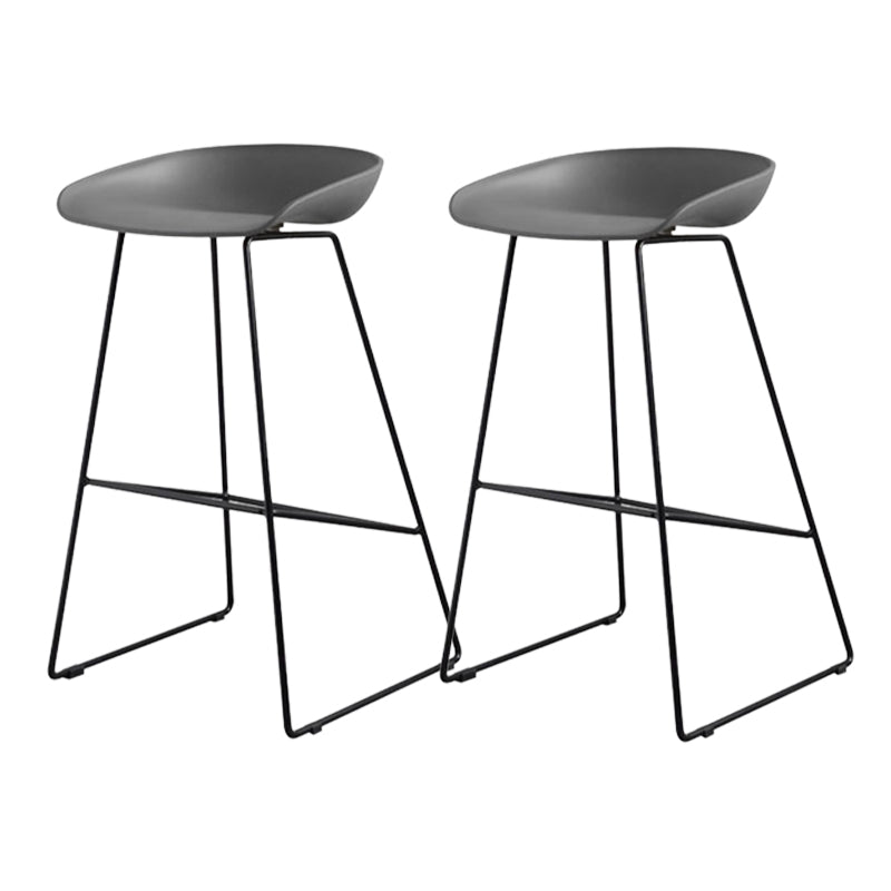 Industrial Indoor Armless Footrest Bar Stool with Metal Legs