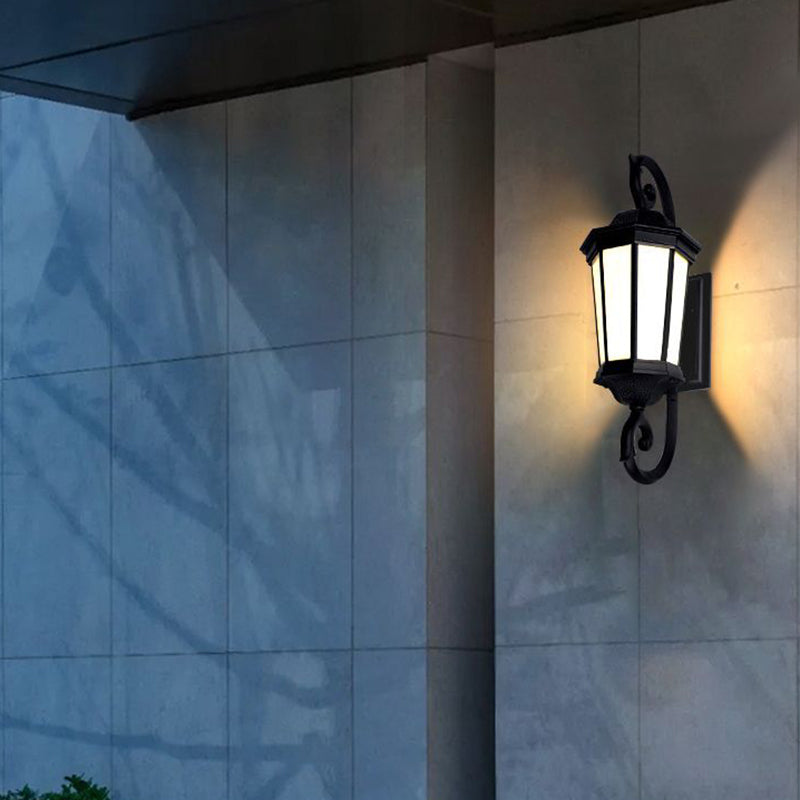 Metal Geometric Simple 1 Light Wall Mounted Light Fixture in Black