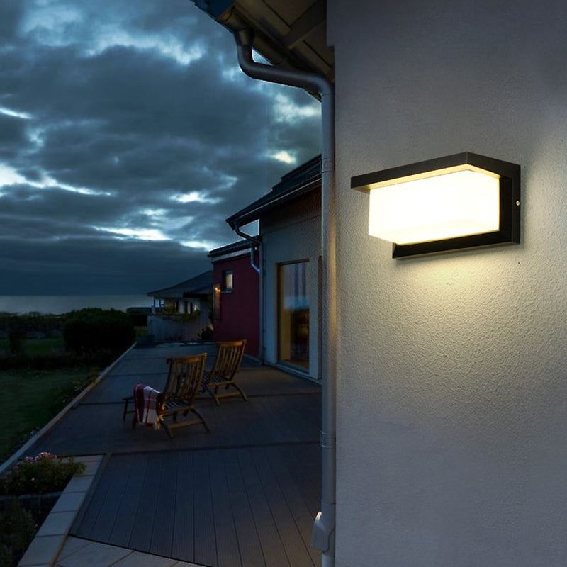 Waterproof Wall Mount Lamp Modern Style with Plastic Shade for Garden