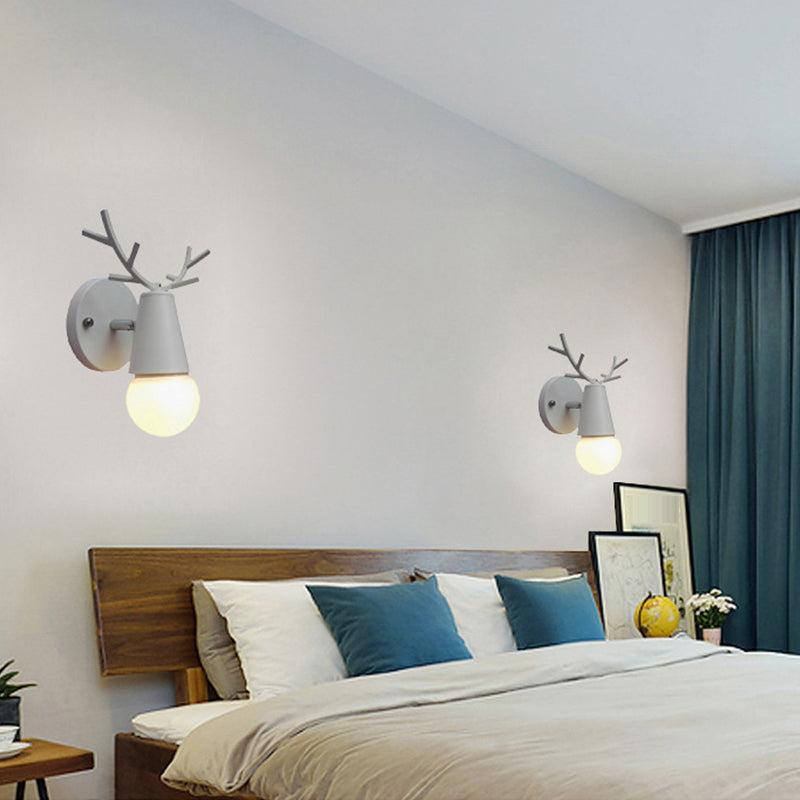 Single Golden Modernism Wooden Metal Wall Mounted Sconce for Bedroom