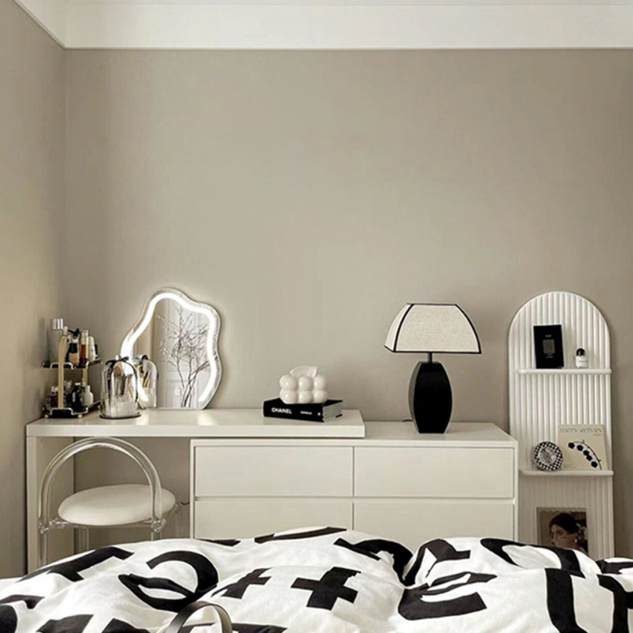 Contemporary 6-Drawer Make-up Dressing Table and Stool - 29.5" H