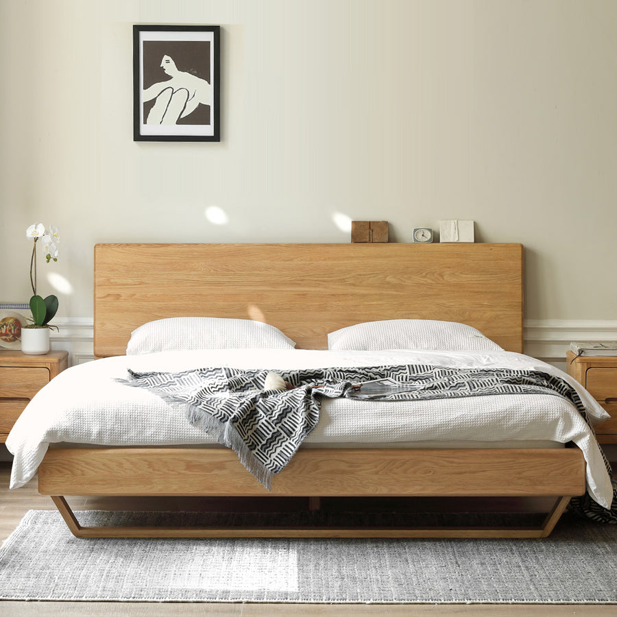 Contemporary Panel Standard Bed Solid Wood Bed with Rectangular Headboard