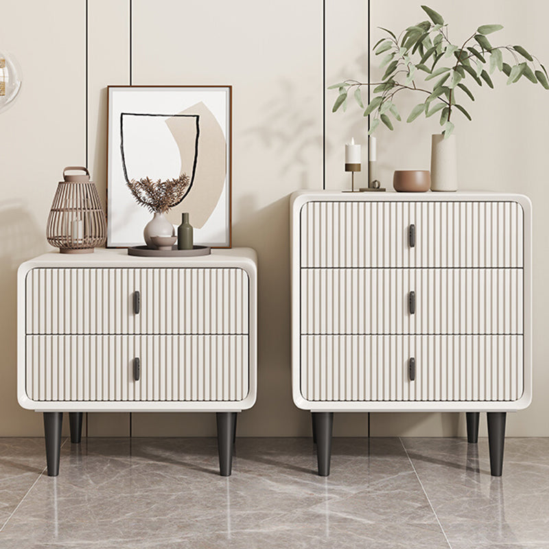 Contemporary Vertical Solid Wood Storage Chest Bedroom Chest with Drawers