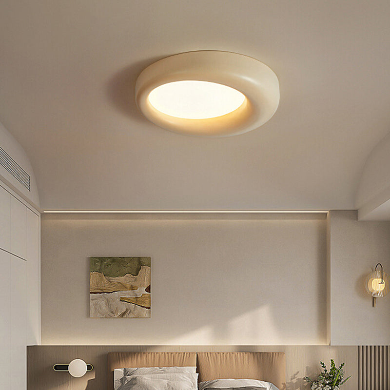 Round LED Ceiling Flush in White / Green / Red Modern Flush Ceiling
