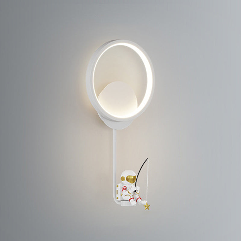 Contemporary Creative Wall Light Fixture Astronaut Wall Light Sconce for Kid's Bedroom