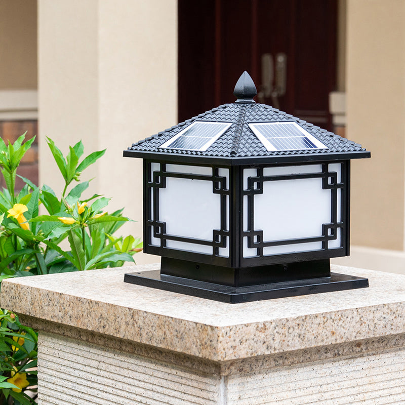 Metal LED Solar Lighting Fixture with Acrylic Shade for Garden