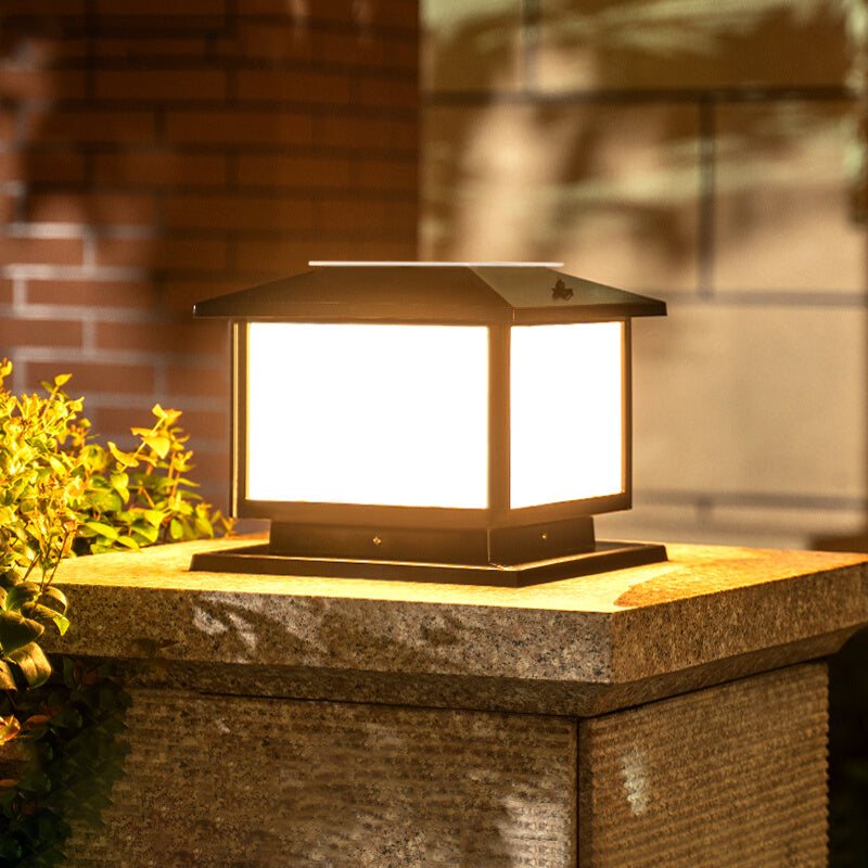 Simple Style LED Solar Lighting Fixture with Acrylic Shade for Garden