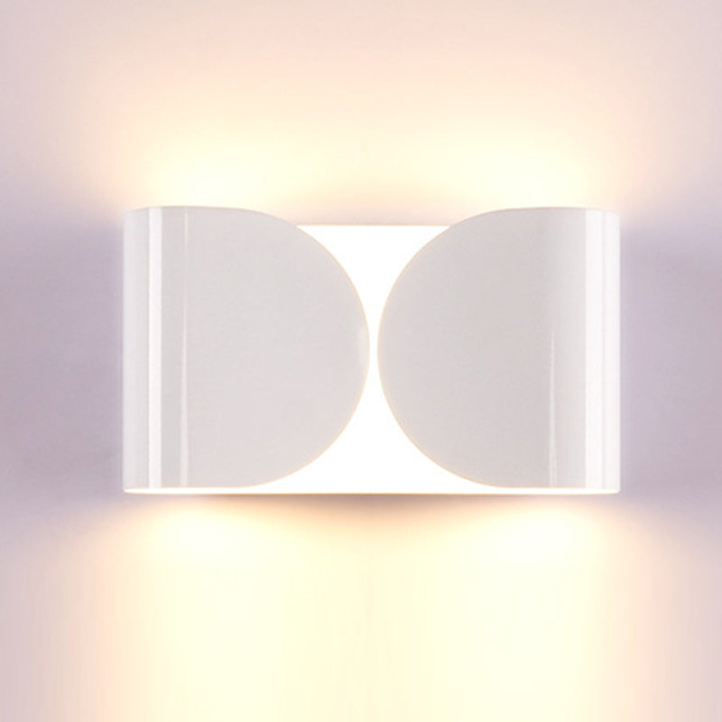 Contemporary Minimalist LED Wall Light Fixture for Sitting Room