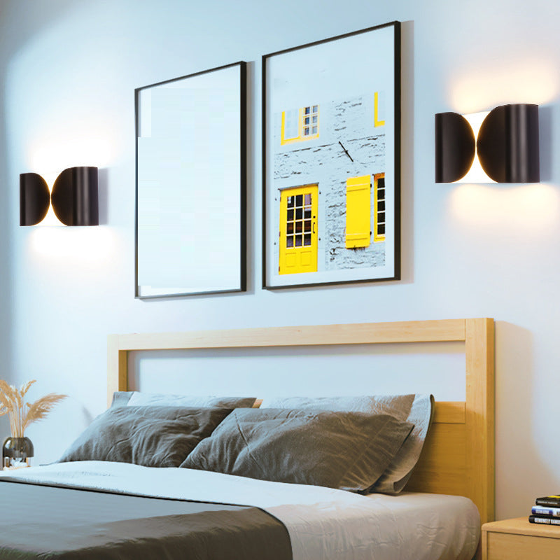 Contemporary Minimalist LED Wall Light Fixture for Sitting Room