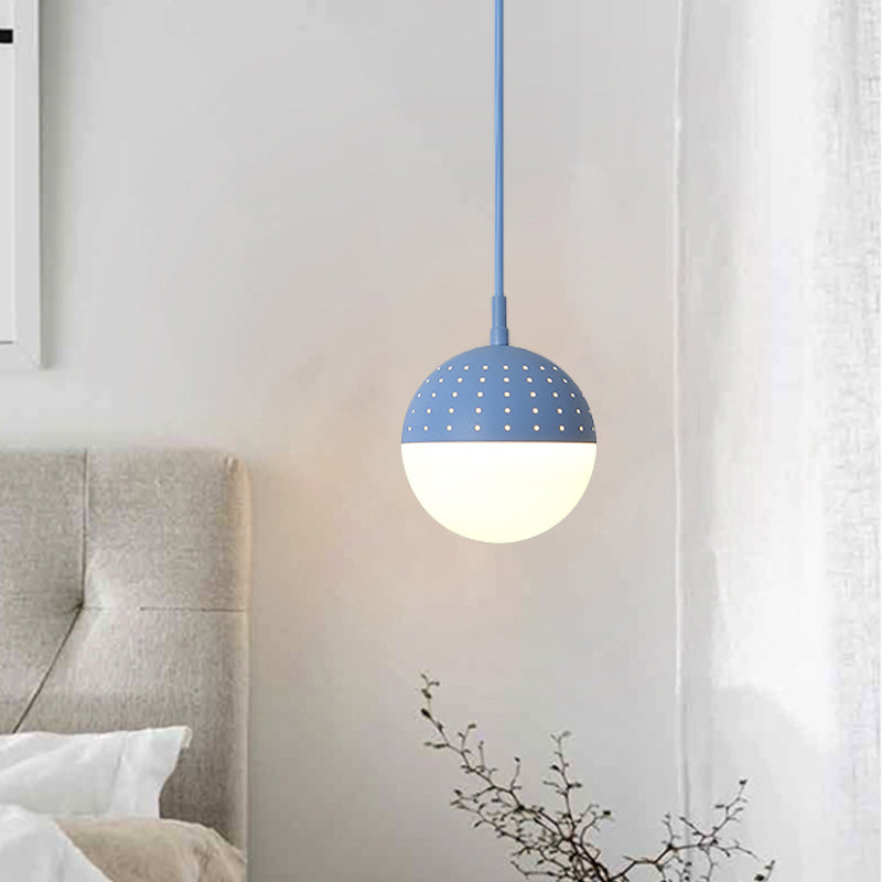 Globe/Ellipse -Suspension Licht mit opalweißem Glasschatten Metall Nordisch 1 helles schwarz/weiß/rosa hängende Anhänger Licht für Schlafzimmer
