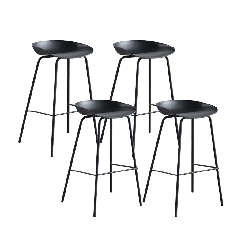 Industrial Indoor Plastic Bucket Seat Bar Stool with Footrest