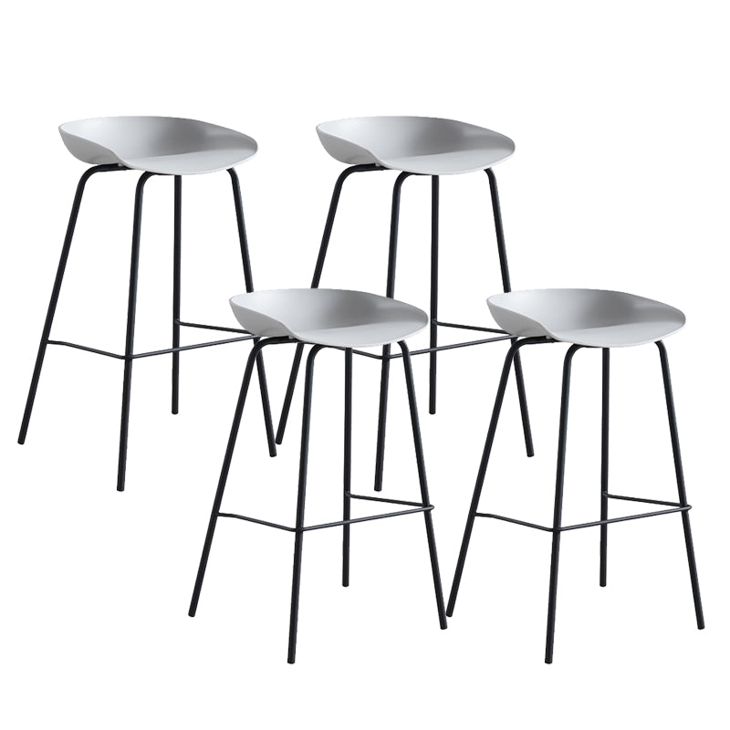 Industrial Indoor Plastic Bucket Seat Bar Stool with Footrest