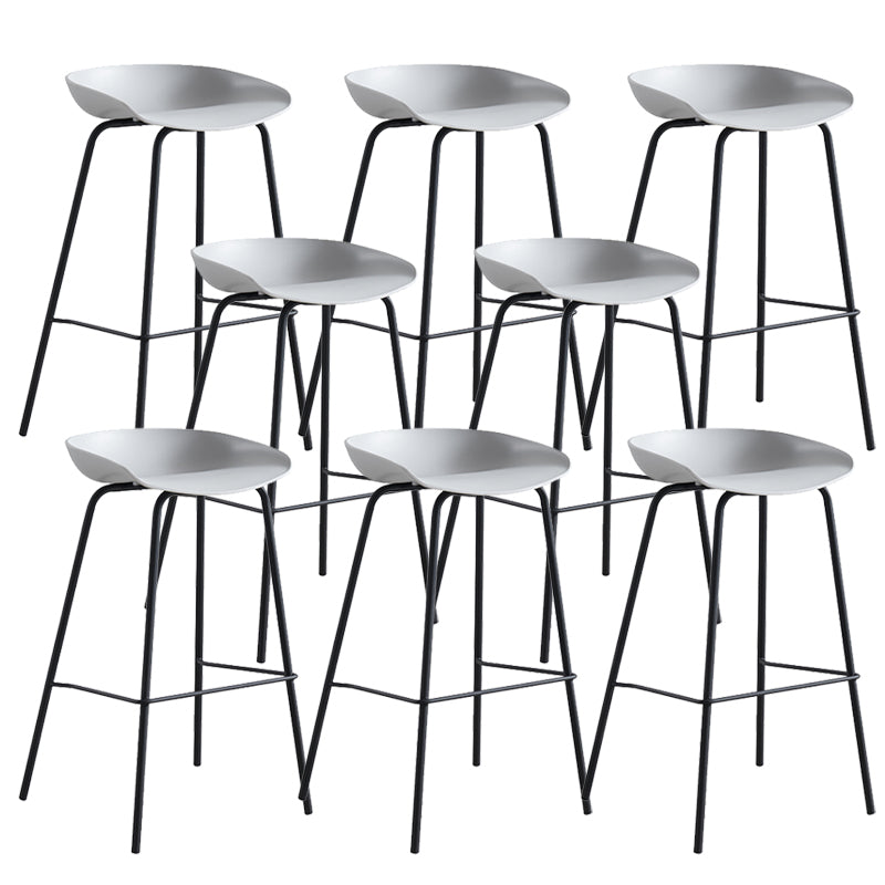 Industrial Indoor Plastic Bucket Seat Bar Stool with Footrest