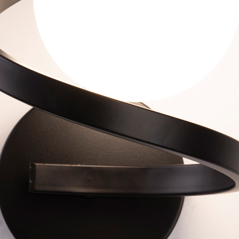 Single Black/Golden Modern Wall Mounted Sconce Glass Shaded Wall Light for Foyer