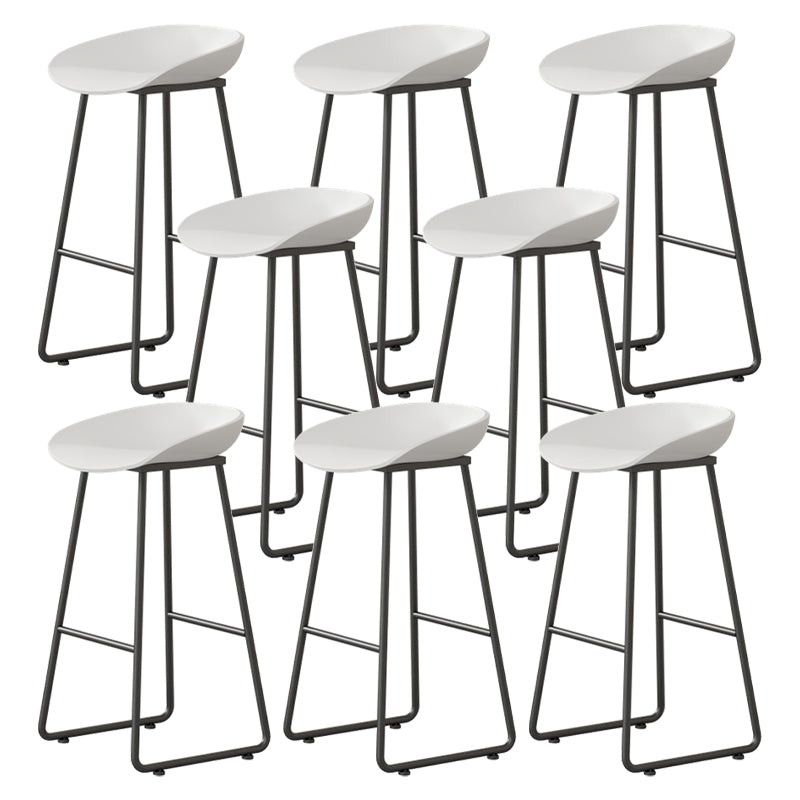 Contemporary Indoor Metal Legs Low Back Bucket Seat Bar Stool