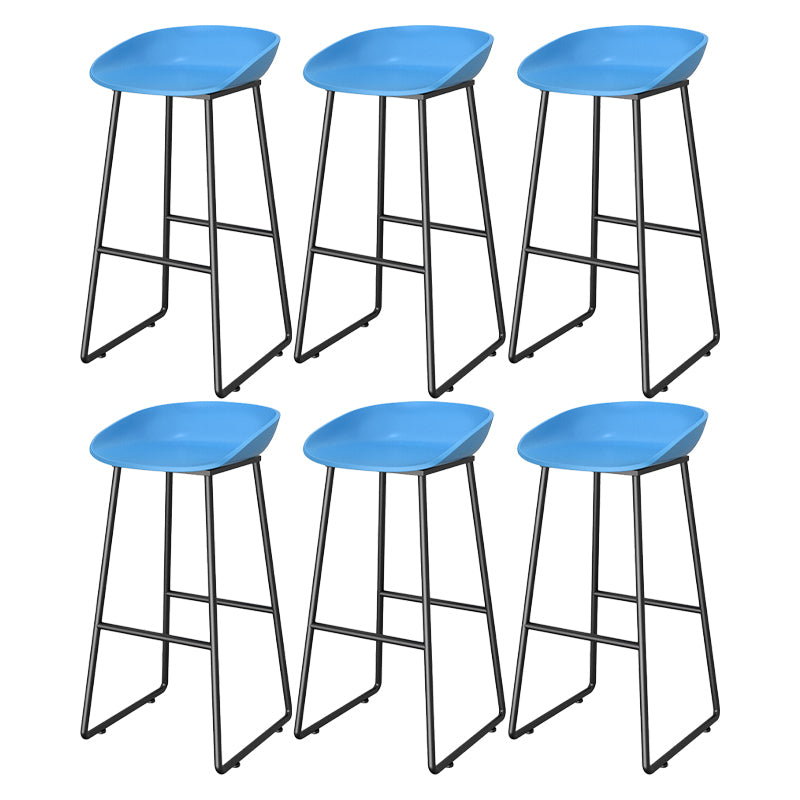 Modern Style Plastic Backless Counter High Stool with Metal Base