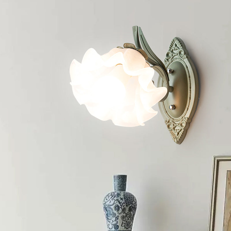 Modern Style Wall Mount Light 1-Light Flower Shape with Glass Shade for Bedroom